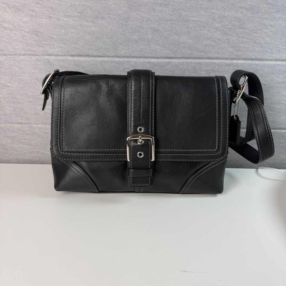 Coach Soho Buckle Flap Shoulder Bag Black‎ Leather F11196 Y2K Classic